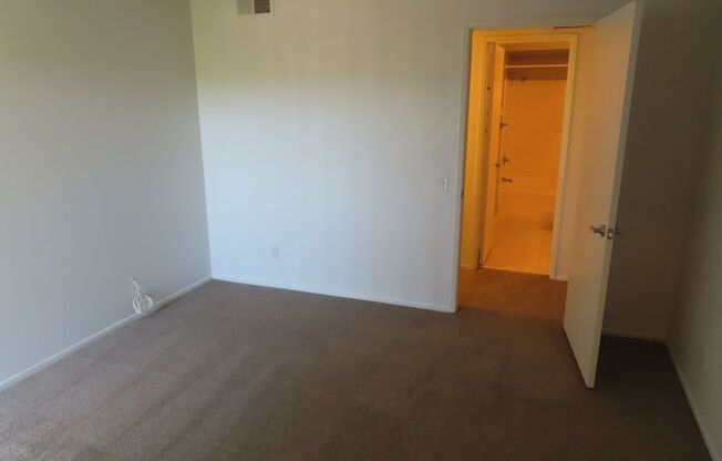 1 bed, 1 bath, $2,100