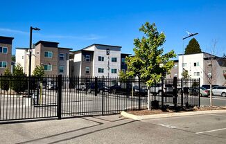 2 beds, 1.5 baths, 818 sqft, $1,780, Unit 1-302