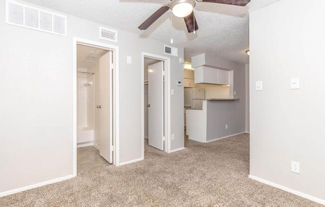 1 bed, 1 bath, 450 sqft, $675