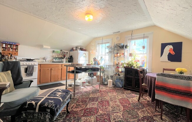 35 DANFORTH ST