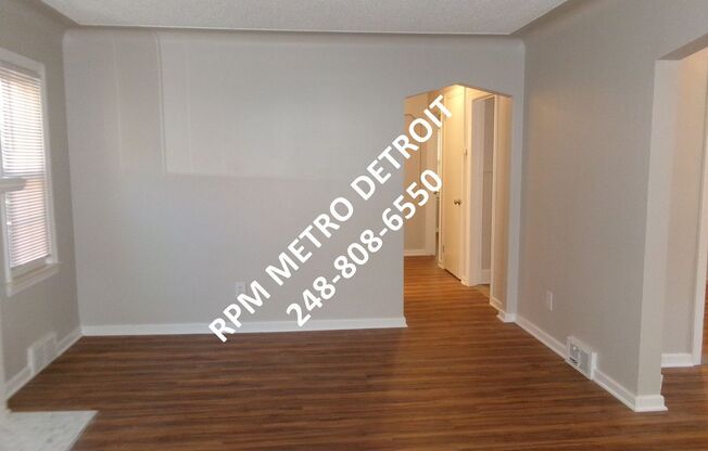 3 beds, 2.5 baths, $1,350, Unit (OM)