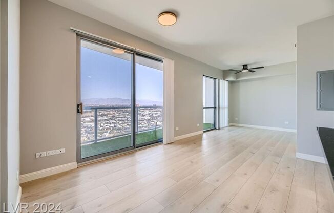 Stunningly Remodeled Studio High-Rise Unit For Rent