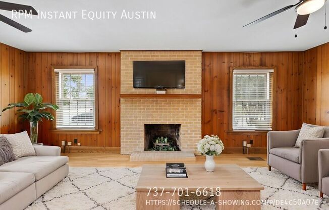 1013 E 38 1/2 ST