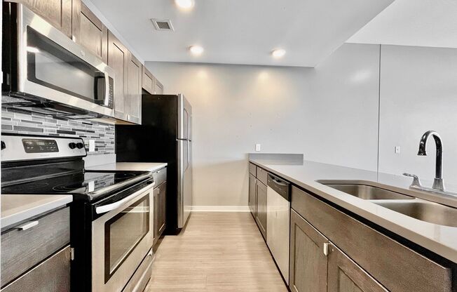 555 Michigan Street Apartments