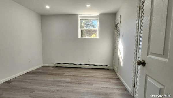 1 bed, 1 bath, $2,000, Unit 119-30