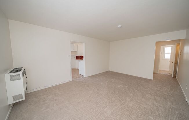 1915-1937 33rd Ave