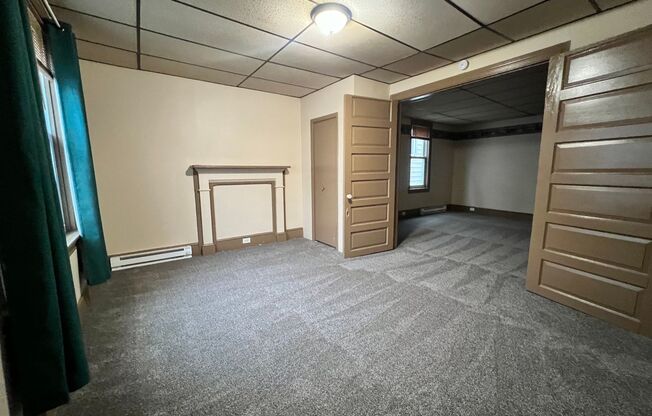 1 bed, 1 bath, $1,150, Unit Apt 1