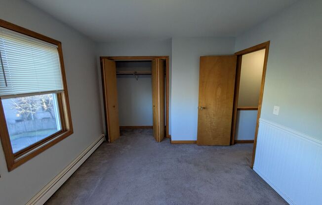 2 beds, 1.5 baths, 1,500 sqft, $2,000, Unit Townhouse - 998-16