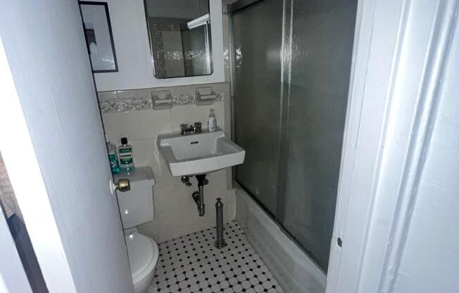 Studio, 1 bath, $2,450, Unit 5-B