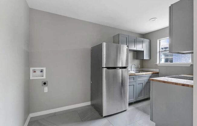 1 bed, 1 bath, 422 sqft, $1,100