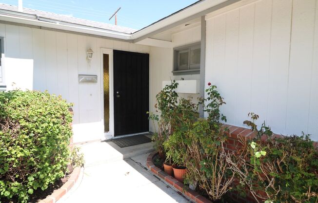 3/Bedroom home for Lease in Woodland Hills!