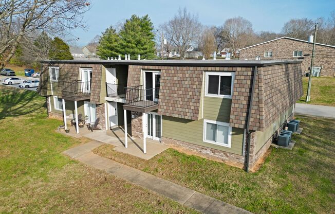 1 bed, 1 bath, 616 sqft, $895, Unit H-8