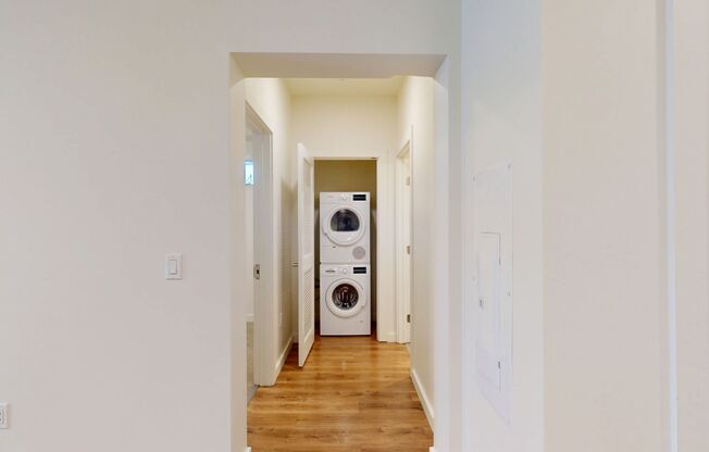 1 bed, 1 bath, 742 sqft, $2,620, Unit 504