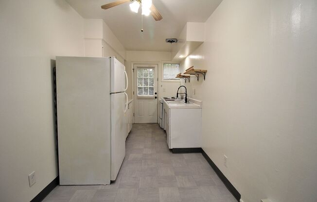 Studio, 1 bath, 500 sqft, $975