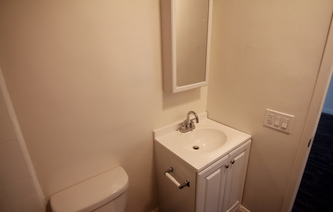 Studio, 1 bath, 495 sqft, $1,595