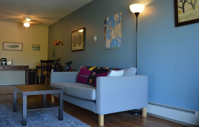 1 bed, 1 bath, 550 sqft, $1,150, Unit 203