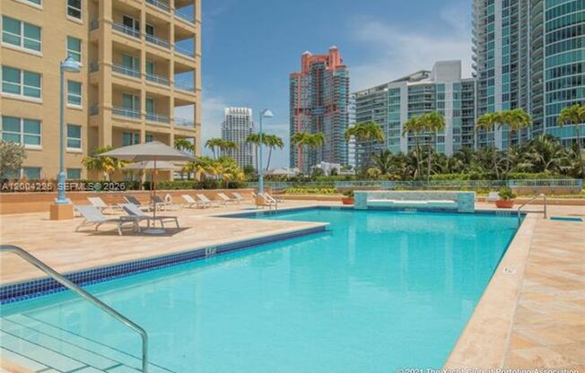 2 beds, 2 baths, 1,180 sqft, $5,000, Unit 90 Alton Rd # 301