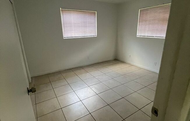 2 beds, 1 bath, 1,000 sqft, $2,300, Unit 15810 NW 38th Court