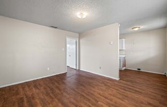 1 bed, 1 bath, 574 sqft, $595, Unit A