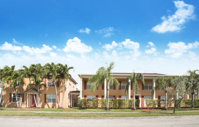 33 SALAMANCA AVE
