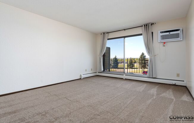 1 bed, 1 bath, 709 sqft, $1,045, Unit 2214-229