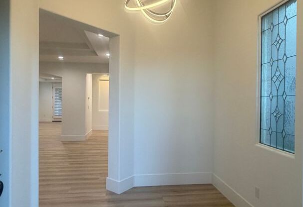 5 beds, 4.5 baths, $6,795