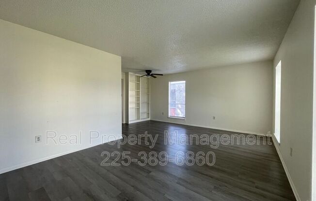 4726 EARL GROS AVE