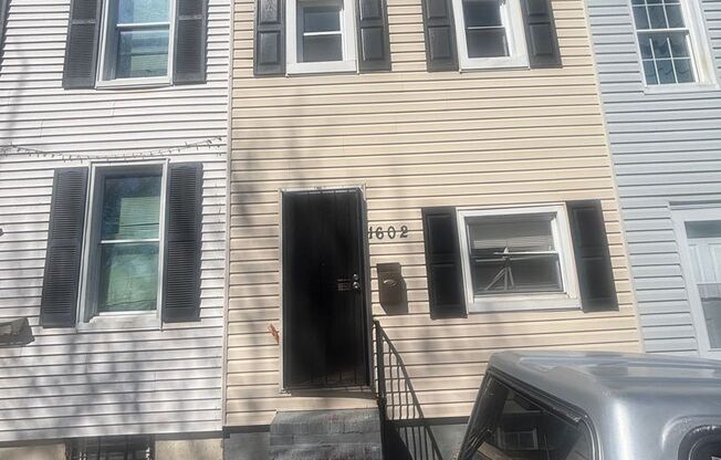 Charming 2BR House in Baltimore, MD 21226