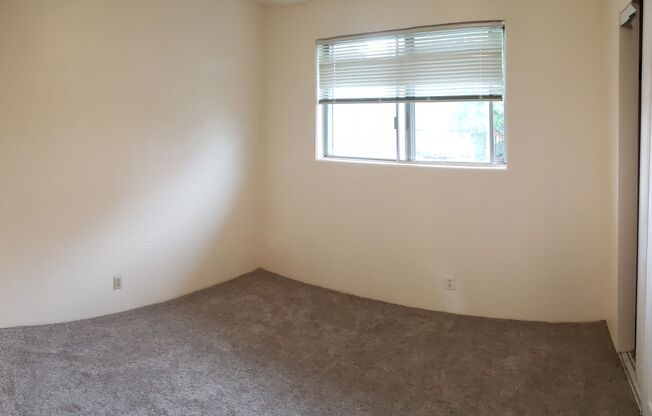 2 beds, 1 bath, $1,395