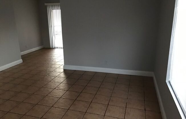 2 beds, 1 bath, $1,490