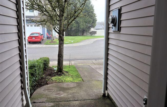 Beautiful 3-Bedroom Town-Home in the Evergreen Neighborhood for Rent - 12503 NE 70th Cir,