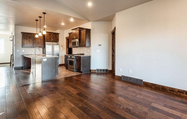 Desirable Black Rock Ridge with Mountain Views