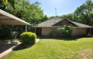 For Lease!! 3 Bedroom - 2 Bath Duplex. Quiet Country Setting.