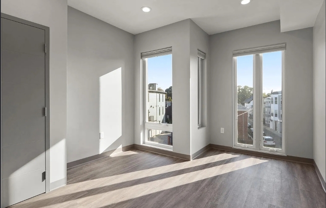 1 bed, 1 bath, 650 sqft, $3,300, Unit 5