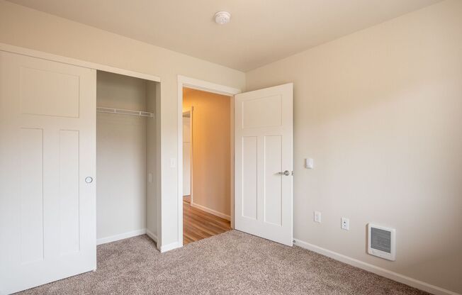 2 beds, 1 bath, 928 sqft, $1,850, Unit A-102