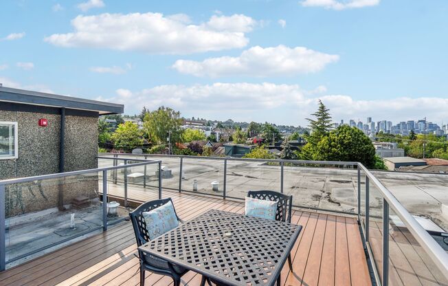2 beds, 2 baths, 930 sqft, $3,845, Unit 406