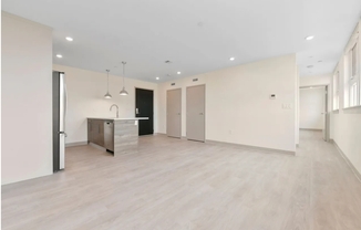 1 bed, 1 bath, 627 sqft, $3,000, Unit Unit 203