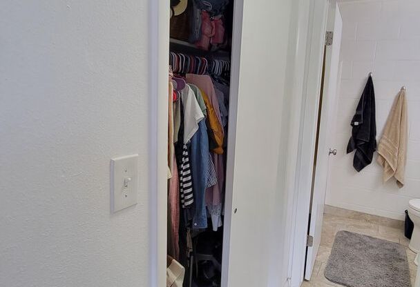 Studio, 1 bath, $1,065, Unit 308