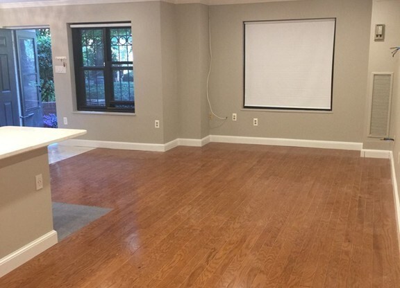 1 bed, 1 bath, 800 sqft, $3,950, Unit 1F