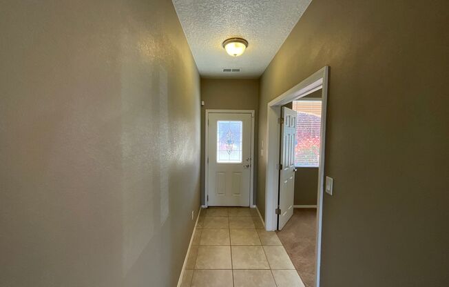 4 Bedroom Home in Juan Tabo Hills - Off Juan Tabo in SE Albuquerque near Four Hills!