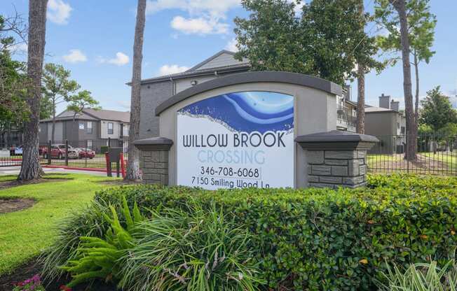 Willow Brook Crossing in Houston, TX Exterior