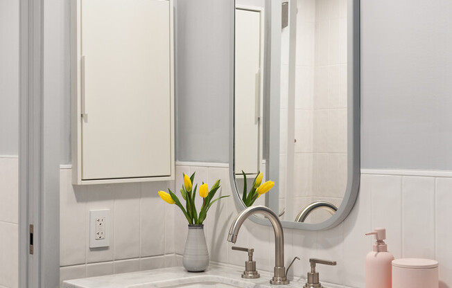 Studio, 1 bath, 577 sqft, $4,995, Unit 805