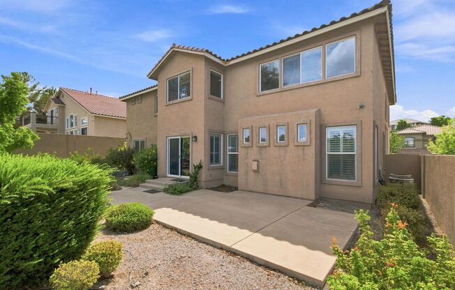 5 beds, 3.5 baths, $3,950