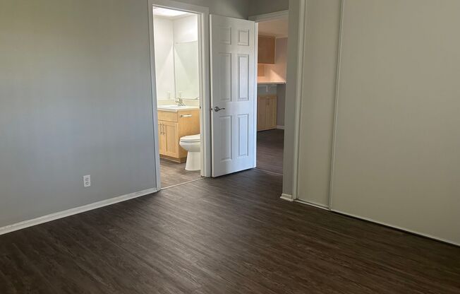 2 beds, 1.5 baths, 866 sqft, $2,695, Unit 801H9