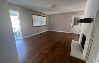 2 beds, 1 bath, $1,695