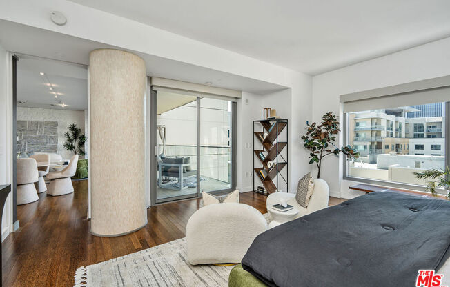 1 bed, 2 baths, 1,400 sqft, $5,500, Unit 10L