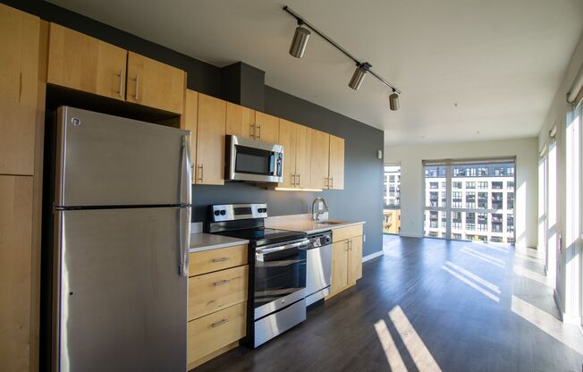 1 bed, 1 bath, $1,695, Unit 512