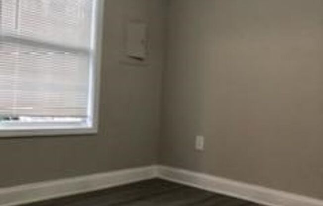 3 Bed 1 Bath in Atlanta!---Special offer: Get $500 Off Your First Month’s Rent!