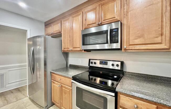 323 FRANK DR