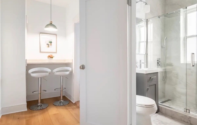 Studio, 1 bath, 328 sqft, $2,800, Unit 3